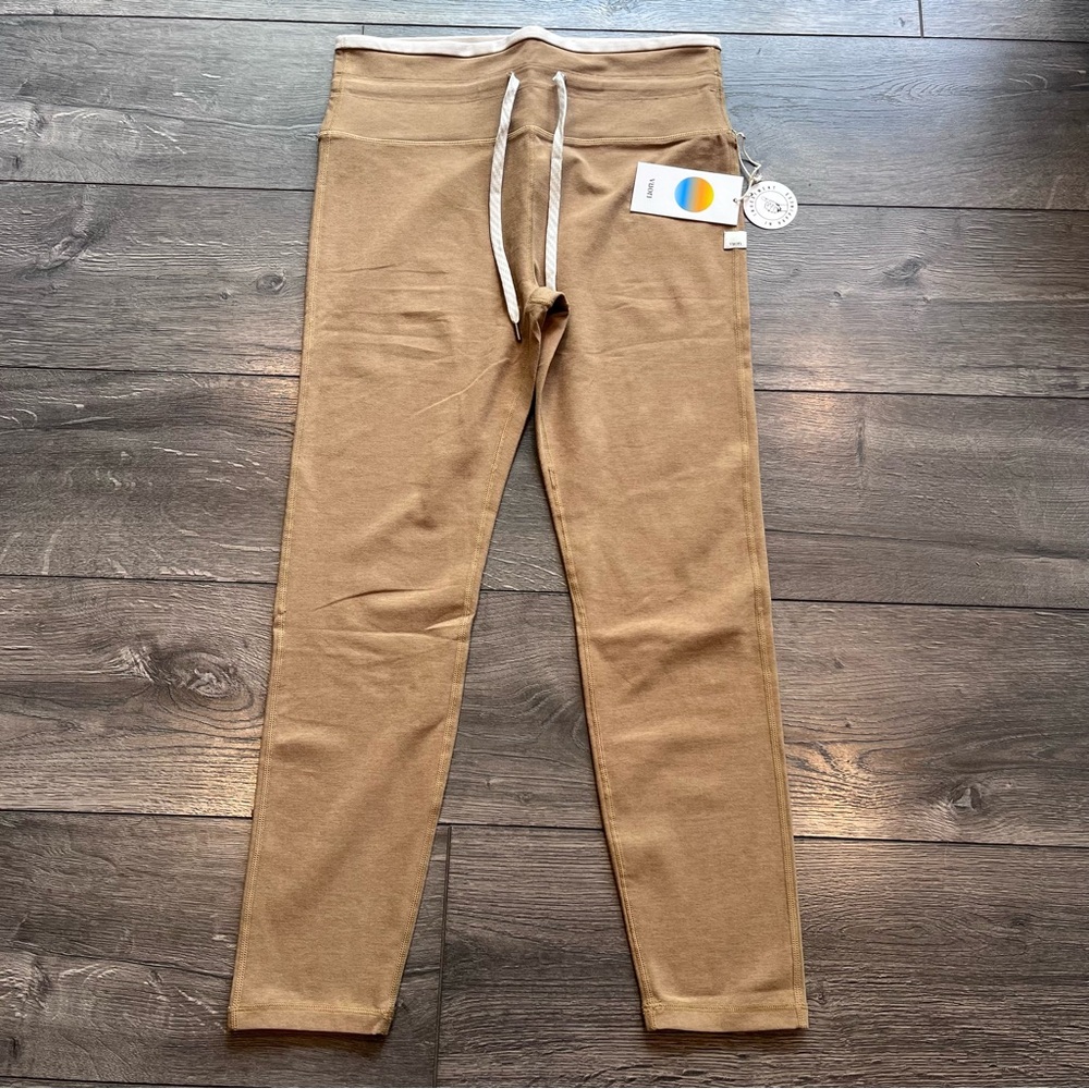 Vuori Vibe Elevation Leggings Size XL Wheat Heather Color